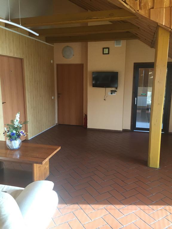 Airovita Kambariai Nakvynei Kretinga Exterior foto